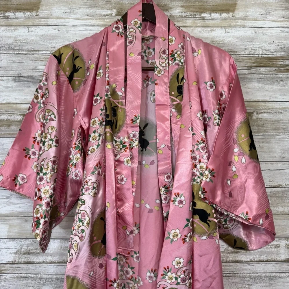 Japanese Kimono Women’s Pink Floral Robe Sode-Tsuke
